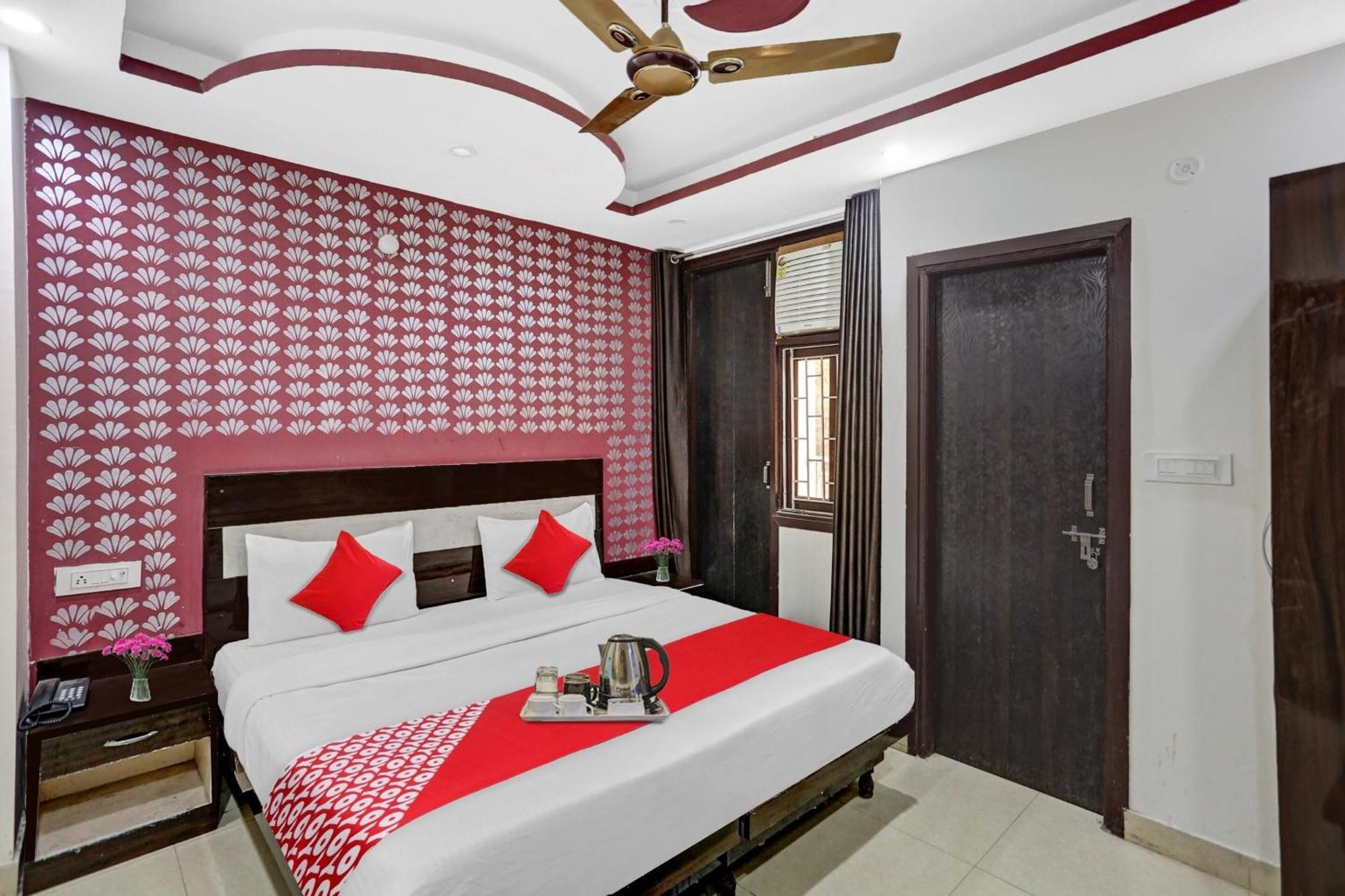 Hotel O Hotel Blue Orchid New Delhi Exterior photo